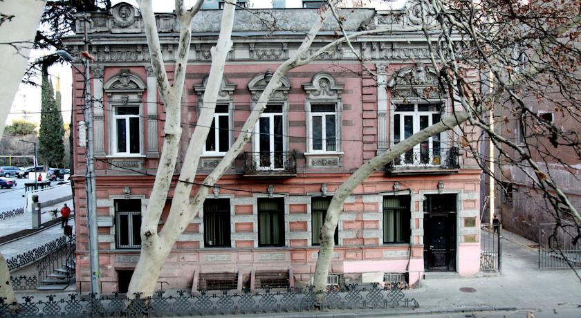boutique-1.jpg boutique-1.jpg