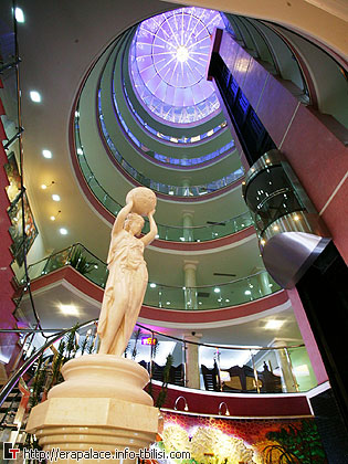 erapalace05.jpg erapalace05.jpg