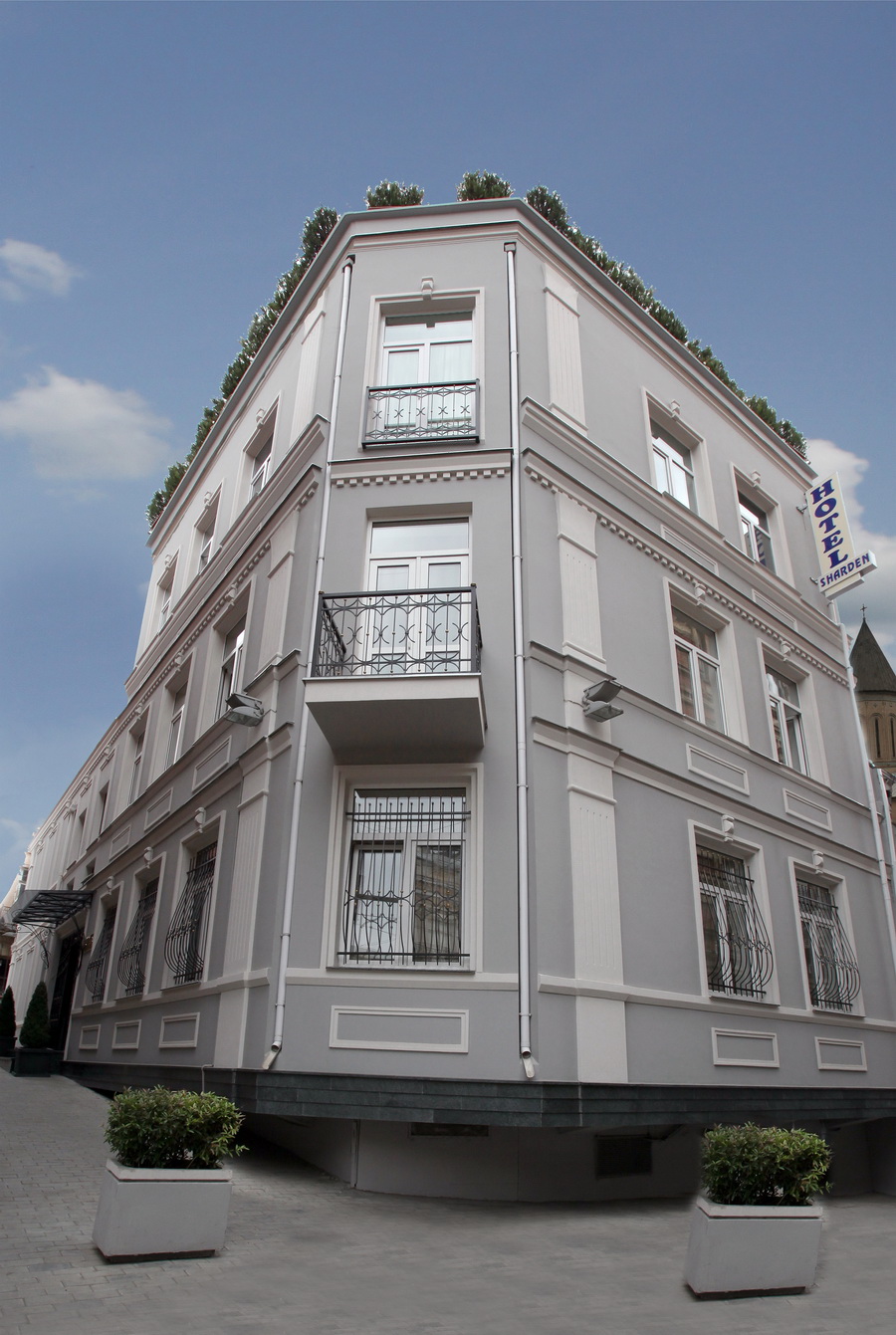 hotel_shardeni.jpg hotel_shardeni.jpg